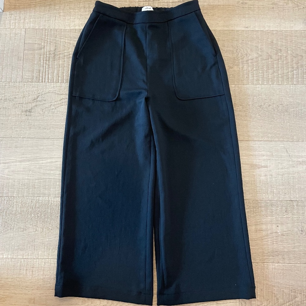 Aritzia | Wifred wide leg high waisted Pants